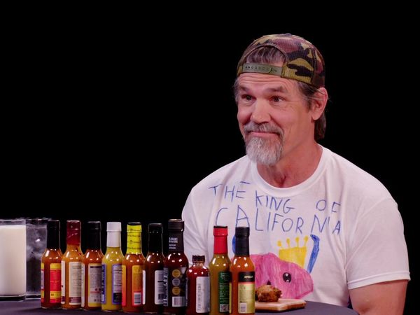 Hot Ones - Josh Brolin Licks the Palate of Absurdity While Eating Spicy Wings