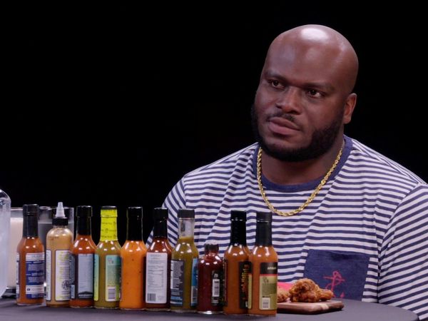Hot Ones - Derrick Lewis Is Not Okay While Eating Spicy Wings