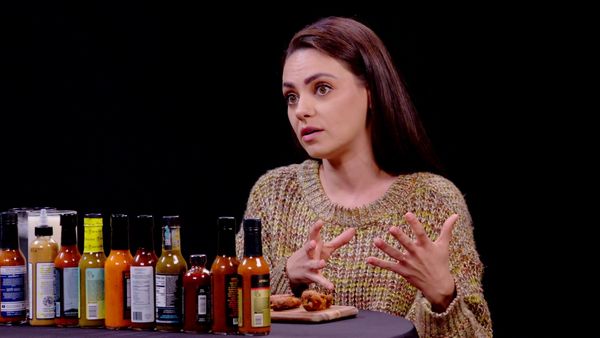 Hot Ones - Mila Kunis Hits the Ranch While Eating Spicy Wings