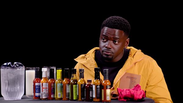 Hot Ones - Daniel Kaluuya Listens to His Ego While Eating Spicy Wings
