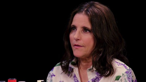 Hot Ones - Julia Louis-Dreyfus Fires Her Publicist While Eating Spicy Wings