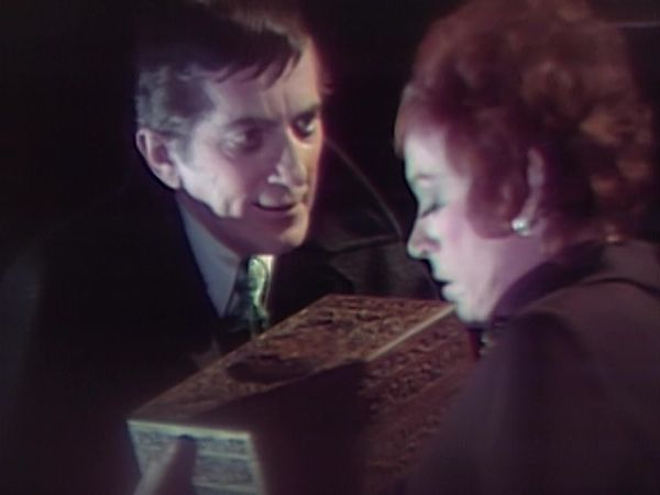 Dark Shadows - 916