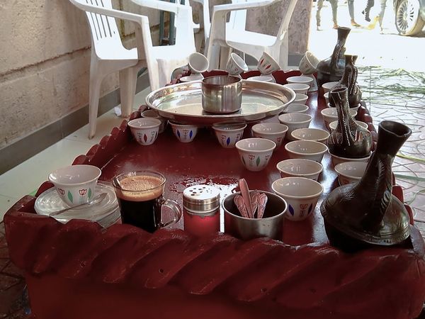 No Luggage - Coffee Ceremony