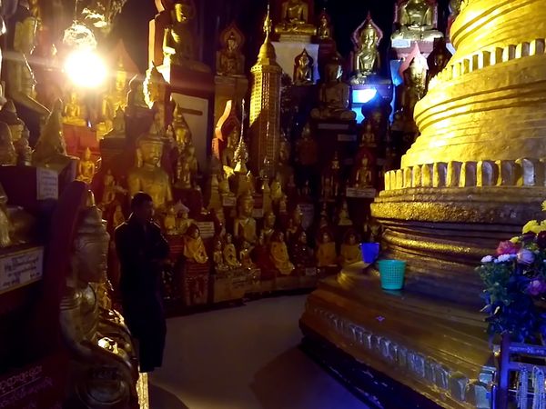 No Luggage - Buddha Statue Cave
