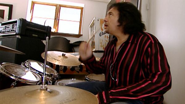 Gene Simmons Family Jewels - Next Generation Rock Star