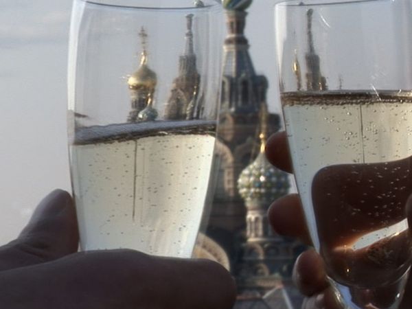 Travel in Style - ST. PETERSBURGO Y LONDRES
