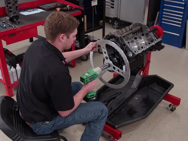 PowerNation: Engine Power - 4.3L Chevy V6 on the Dyno