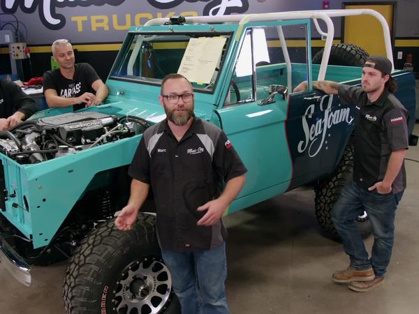 PowerNation: Music City Trucks - Beach Cruiser Bronco Heads to Vegas
