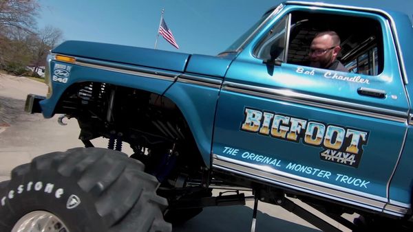 PowerNation: Music City Trucks - A Real Bigfoot Sighting