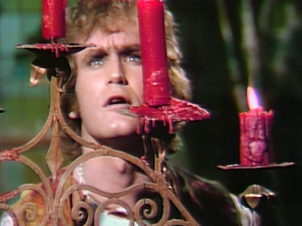 Dark Shadows - 1083