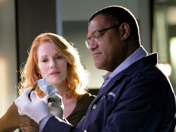 NEW CSI: Crime Scene Investigation - The Grave Shift