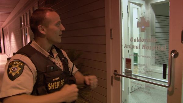 Sheriffs: El Dorado County - I Broke Into the Vet's Office to Get a Pack of Cigarettes