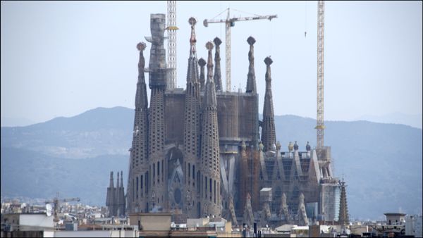 Travel in Style - Barcelona y Santa Lucía