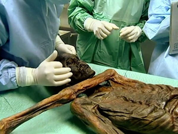Top 10 Secrets and Mysteries - El Misterio Y El Culto A Las Momias
