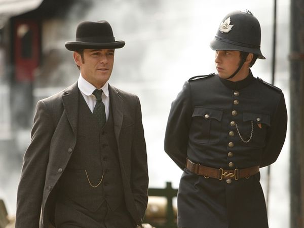 Murdoch Mysteries - Annoying Red Planet