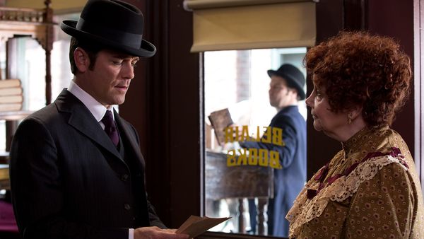 Murdoch Mysteries - The Murdoch Appreciation Society