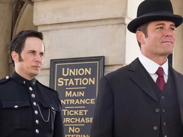 Murdoch Mysteries - A Study in Pink