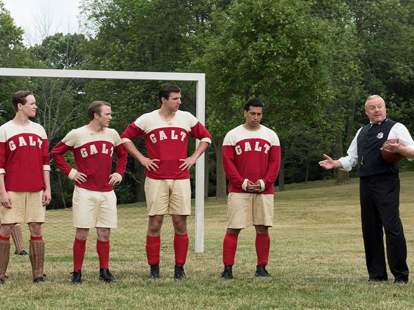 Murdoch Mysteries - Bend it Like Brackenreid