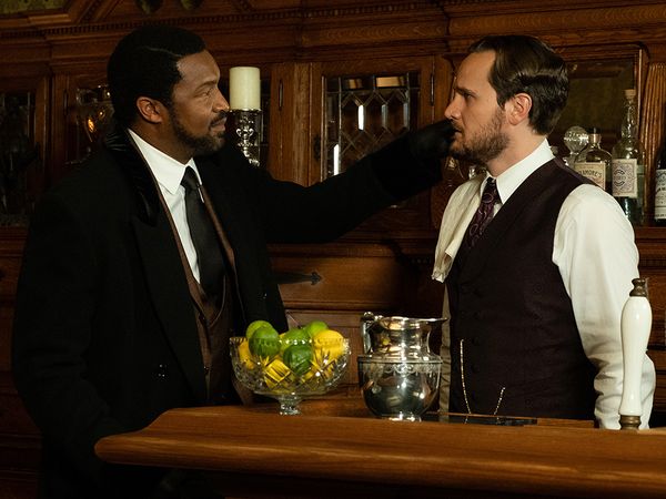 Murdoch Mysteries - Sometimes They Come Back: Part One