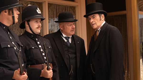 Murdoch Mysteries - Murdoch And The Sonic Boom