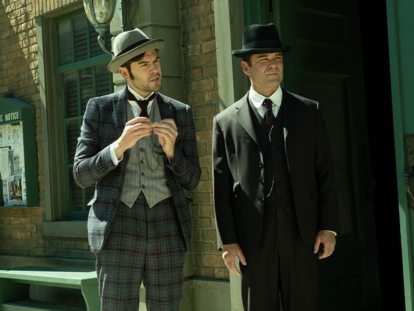 Murdoch Mysteries - Honeymoon in Hampshire
