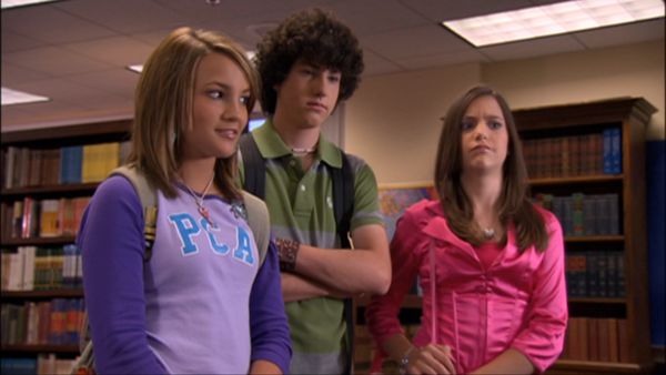 Zoey 101 - Robot Wars