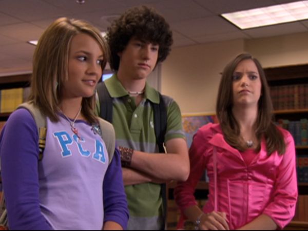 Zoey 101 - Robot Wars