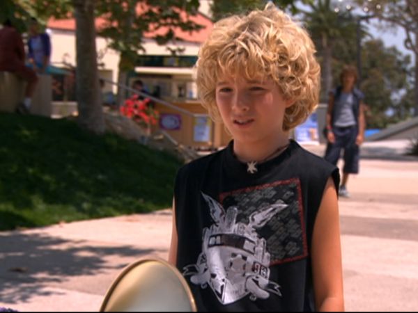 Zoey 101 - Lola Likes Chase