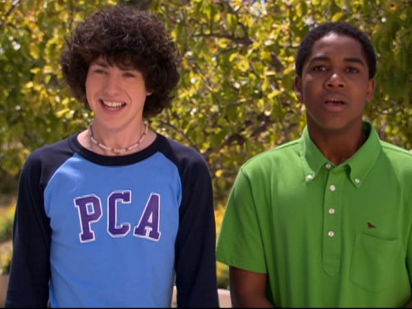 Zoey 101 - People Auction
