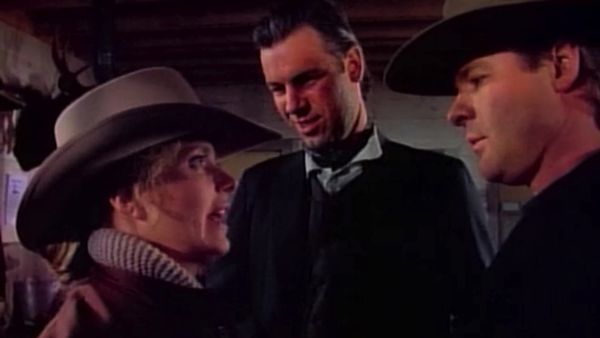 Bordertown - Medicine Woman