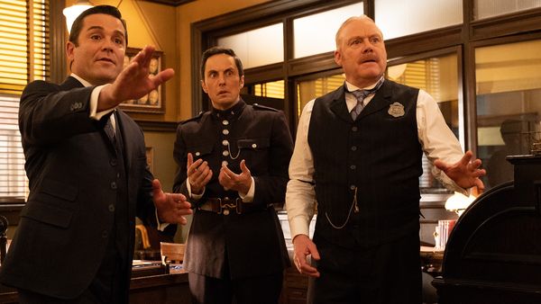 Murdoch Mysteries - Scents And Sensibility