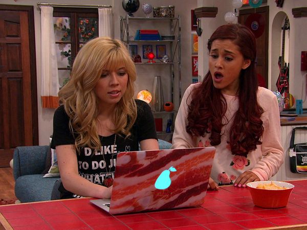 Sam & Cat - #ToddlerClimbing
