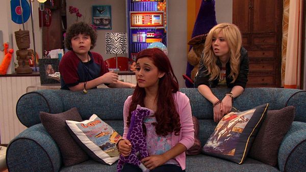 Sam & Cat - #MommaGoomer