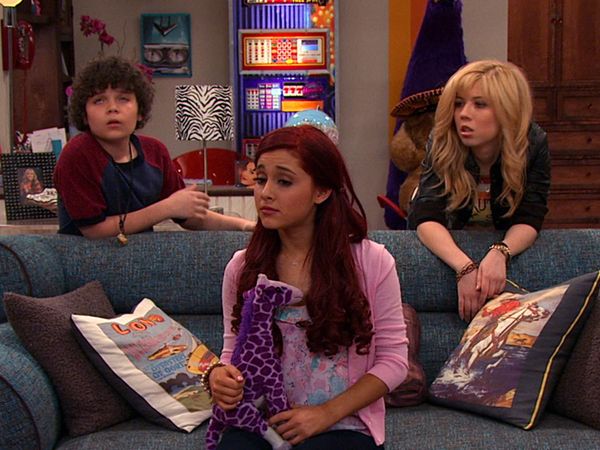 Sam & Cat - #MommaGoomer