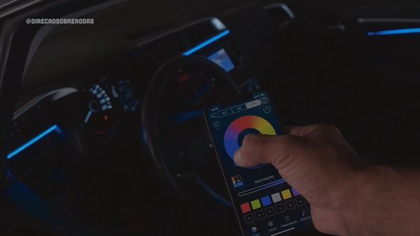 Direção sobre Rodas - Temporada 2 - Fita led para customizar o carro.