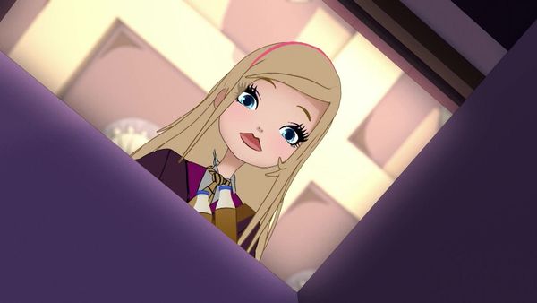 Regal Academy - O Ataque da Bruxa dos Doces