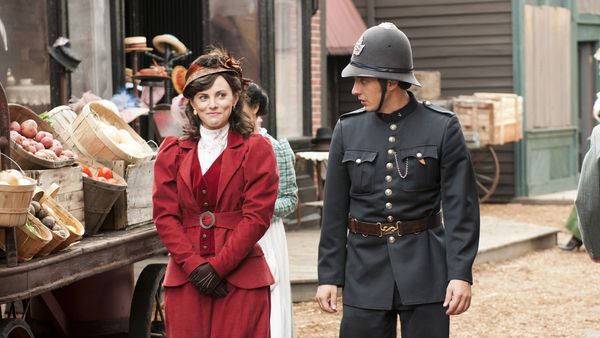 Murdoch Mysteries - War on Terror