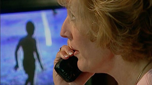 Investigadores Psíquicos - Um estranho que ela conhece