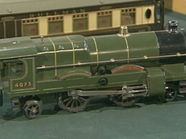 Antiques Roadshow - Leominster