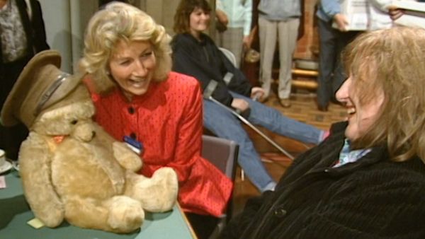Antiques Roadshow - Gillingham