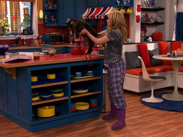 Sam & Cat - #NewGoat