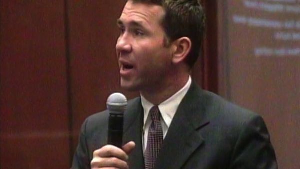 Mugshots - Noel and Knoller: The Attack Dog Scandal