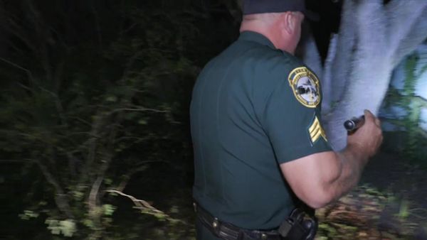 On Patrol: Live - NM Foot Chase