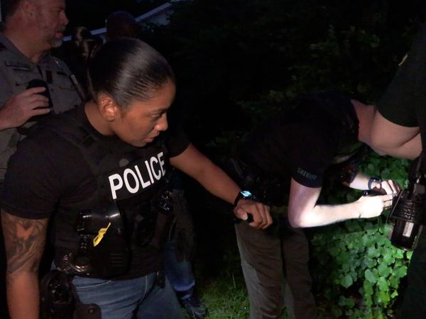 On Patrol: Live - Drug Deal in Progress