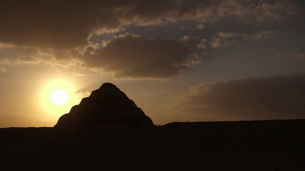 Piramidi I Misteri Svelati - La Piramide Di Djoser