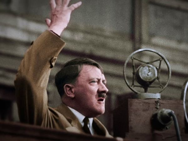 Hitler vs Churchill
L'Aquila E Il Leone - Episodio 2
