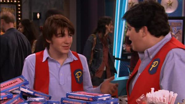 Drake and Josh - Movie Job