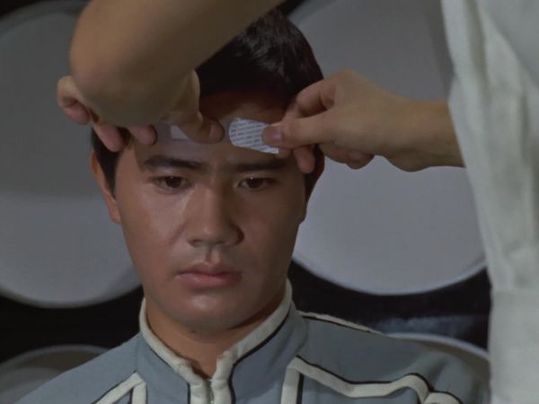 UltraSeven: The Complete Series - Max, Respond!