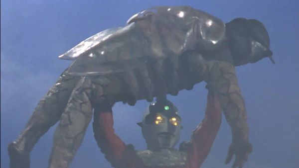 UltraSeven: The Complete Series - Escape Dimension X
