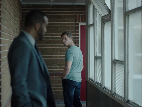 19-2 - 19-2: S2 E2 - Disorder